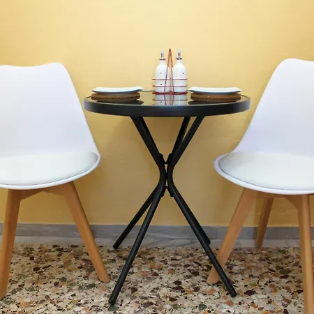 아파트 Happy Apartment, *