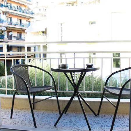 Happy Apartment, 아파트 카발라