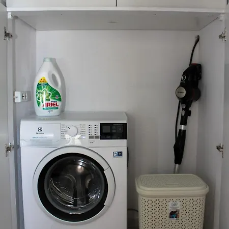 Happy Apartment, 아파트 카발라