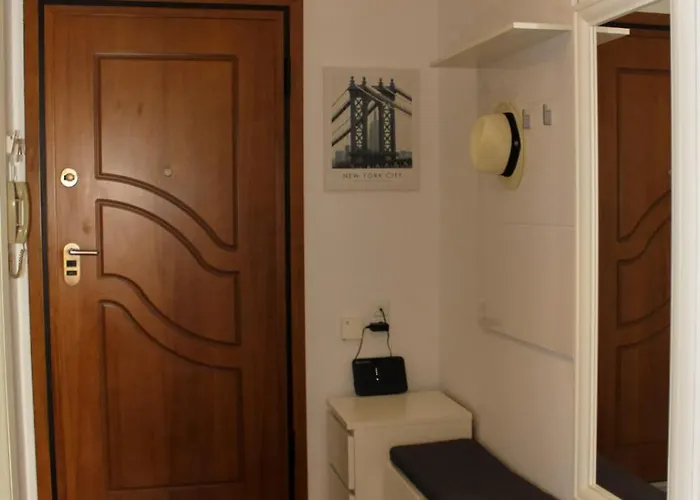 Happy Apartment, *
