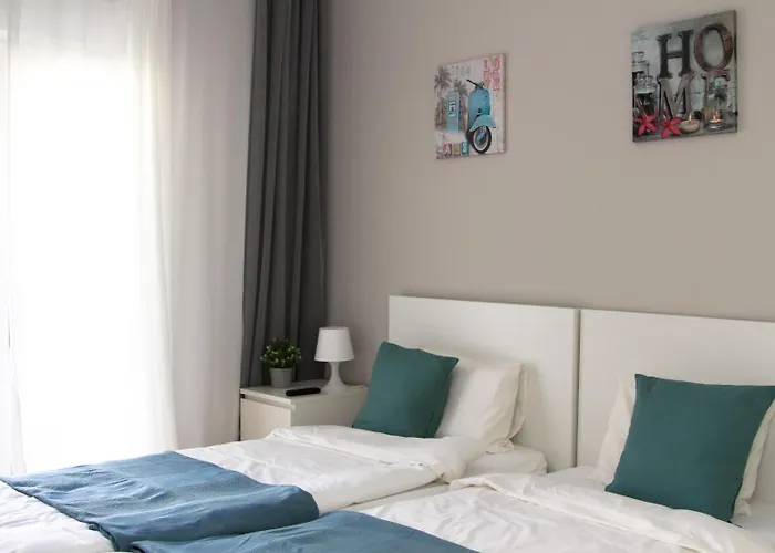 Happy Apartment, * Καβάλα