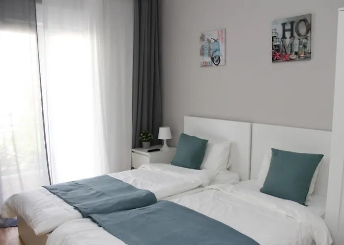 Διαμέρισμα Happy Apartment, *